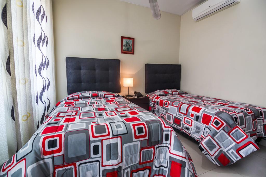Hotel El Sol Piura Luaran gambar